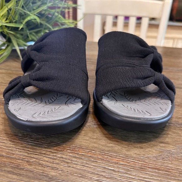 Bzees Black Smile More Bow Wedge Sandals Women 9.5 Slides Summer Slip On Shoes - Picture 2 of 10